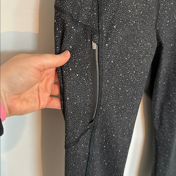 Athleta Rainer Reflective Tight - Picture 4 of 8